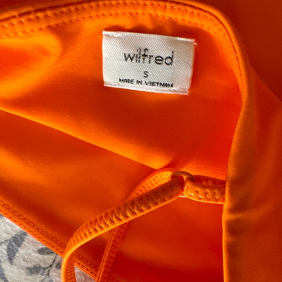 2 Aritzia Wilfred Noé bodysuits/swimsuits - Picture 3 of 3